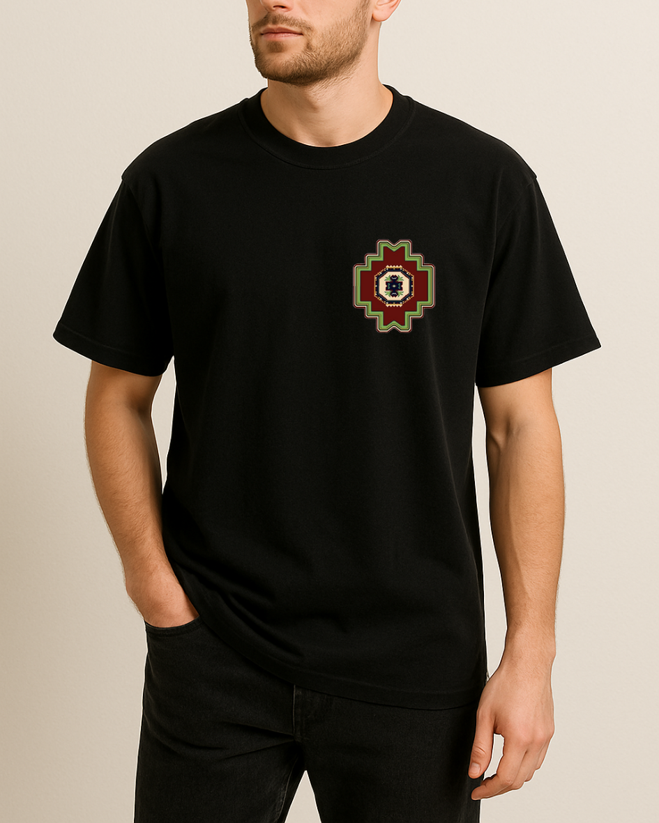 Etnik Halı Baskılı Tişört