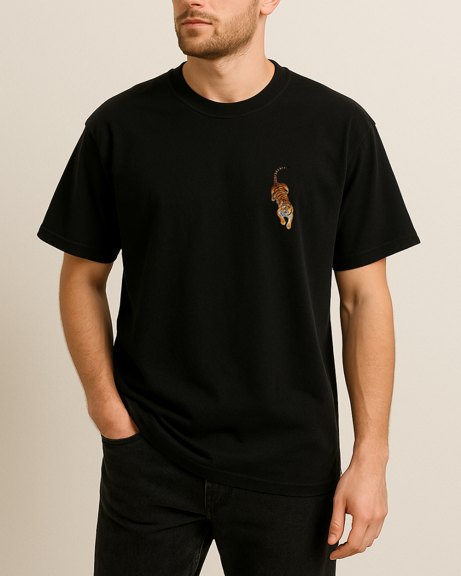 Etnik Kaplan Baskılı Tişört