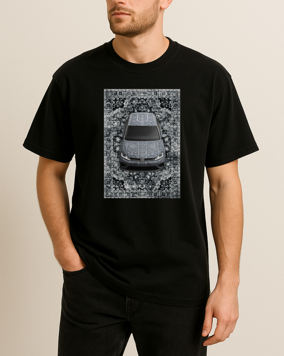 Etnik Golf Baskılı T-Shirt