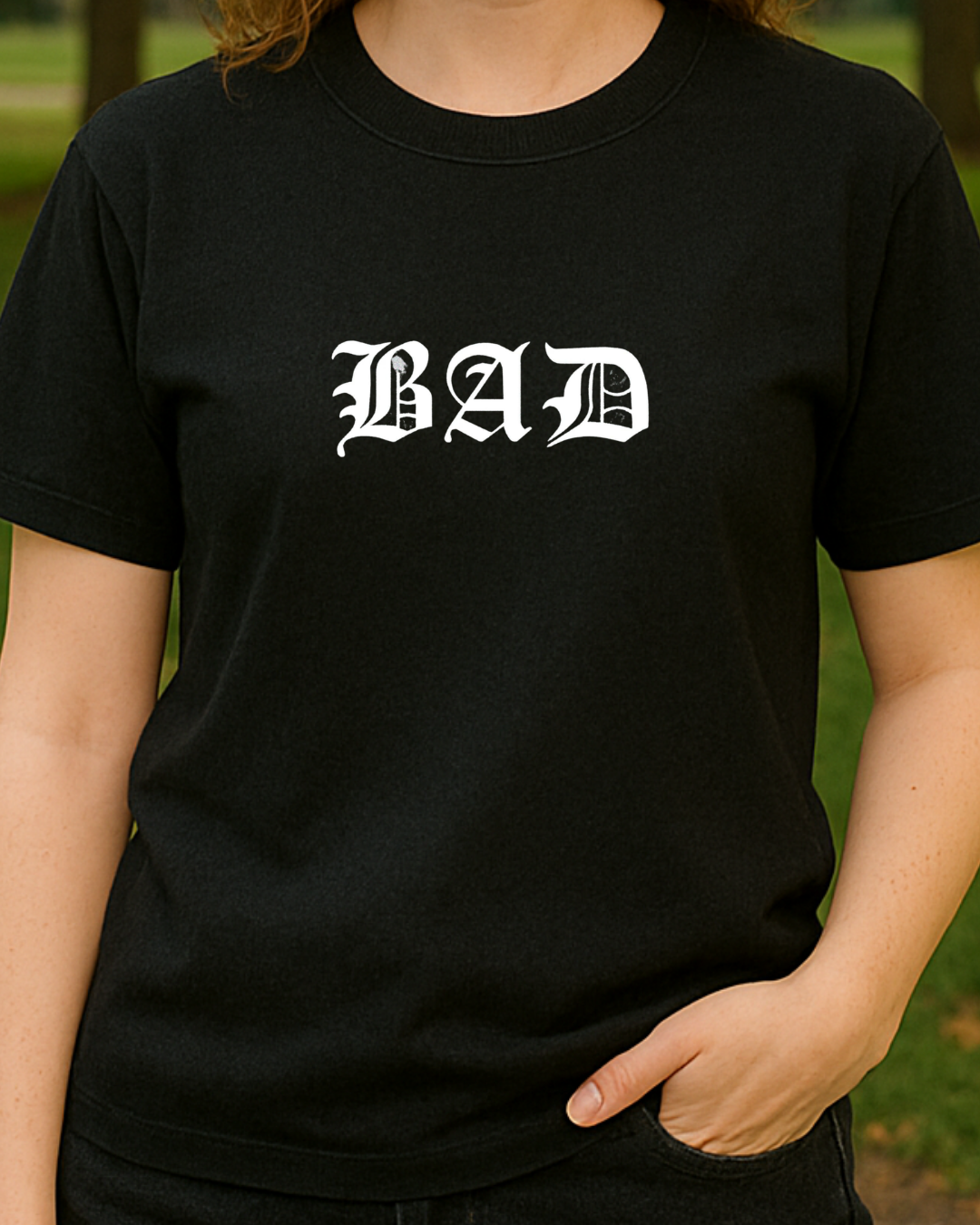 Bad Bunny BAD Baskılı T-Shirt