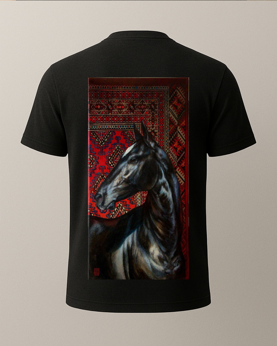 Etnik Siyah At Baskılı T-Shirt