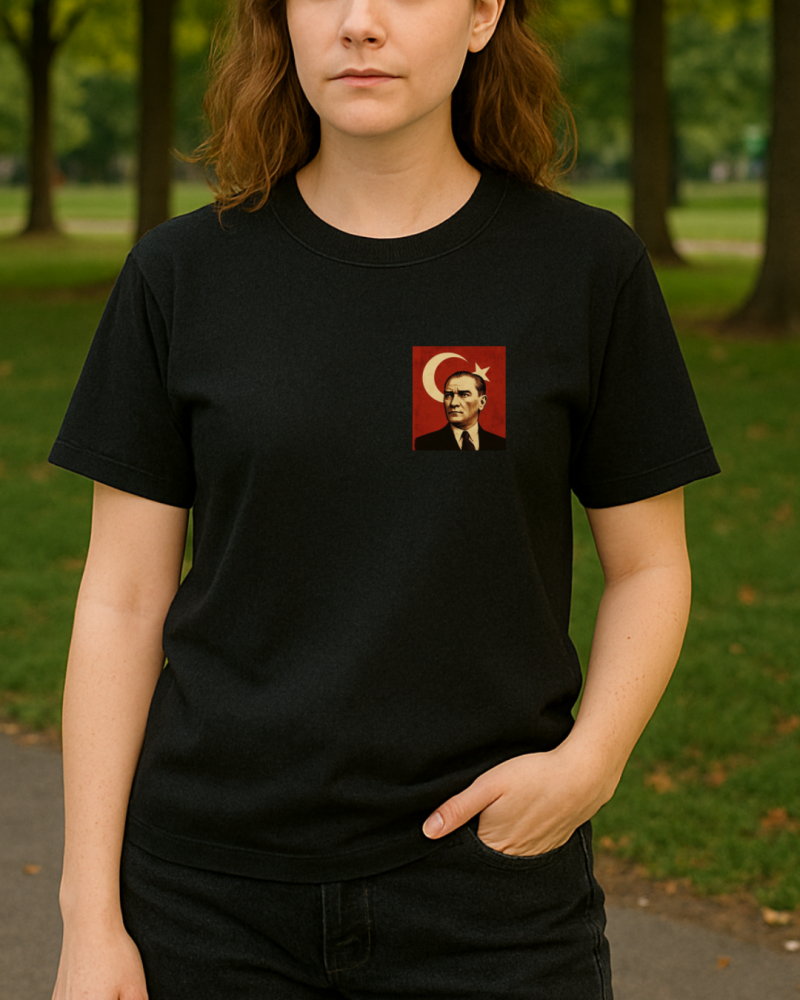 Atatürk Portresi Baskılı T-Shirt - Görsel 13
