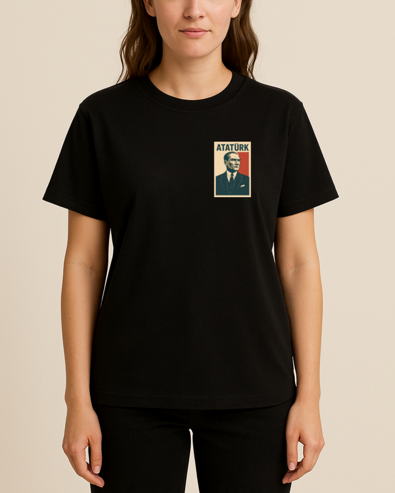 Retro Atatürk Portresi Baskılı T-Shirt - Görsel 5